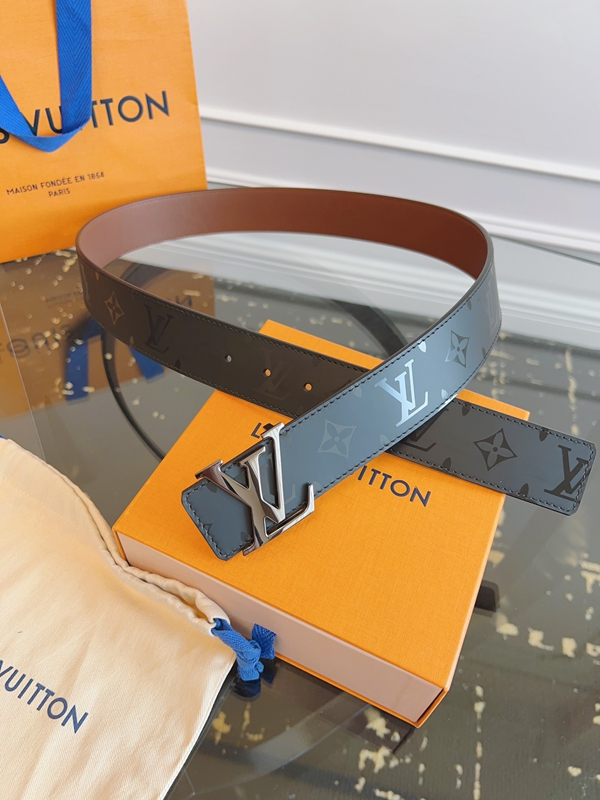 ルイヴィトンベルト素材ディテール